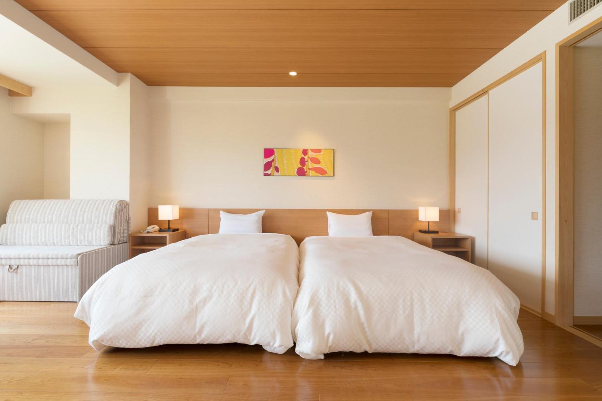 Shiraraso Grand Hotel Shirahama Room photo