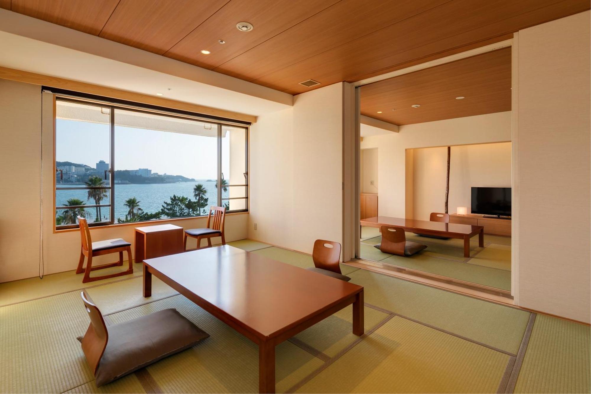 Shiraraso Grand Hotel Shirahama Room photo