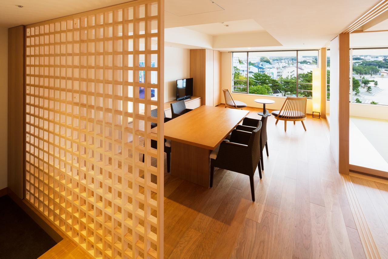 Shiraraso Grand Hotel Shirahama Exterior photo